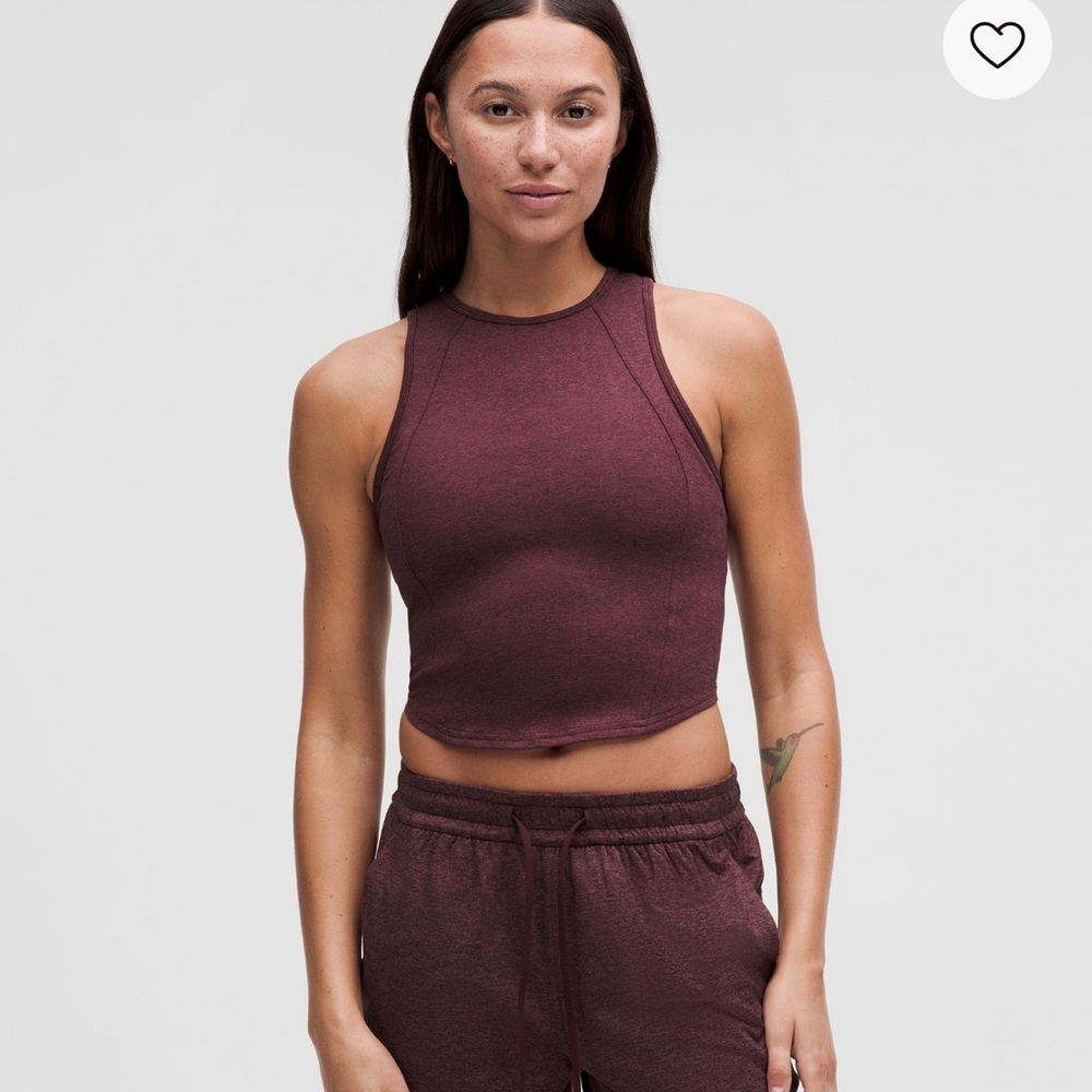Lululemon soft sueded cropped tank 6 euc garnet red